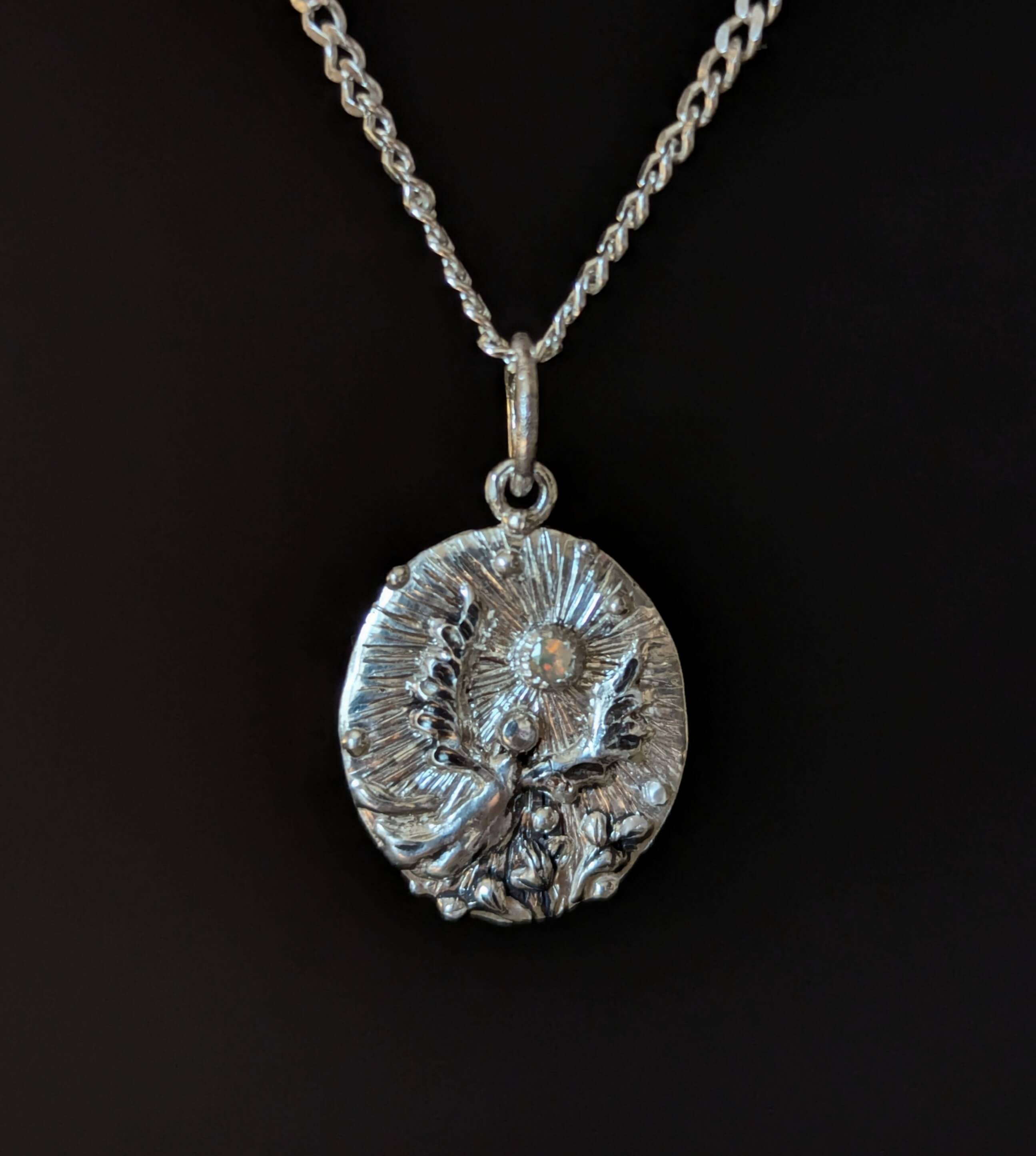 Sidabrinis pakabukas "Angeliška šviesa"