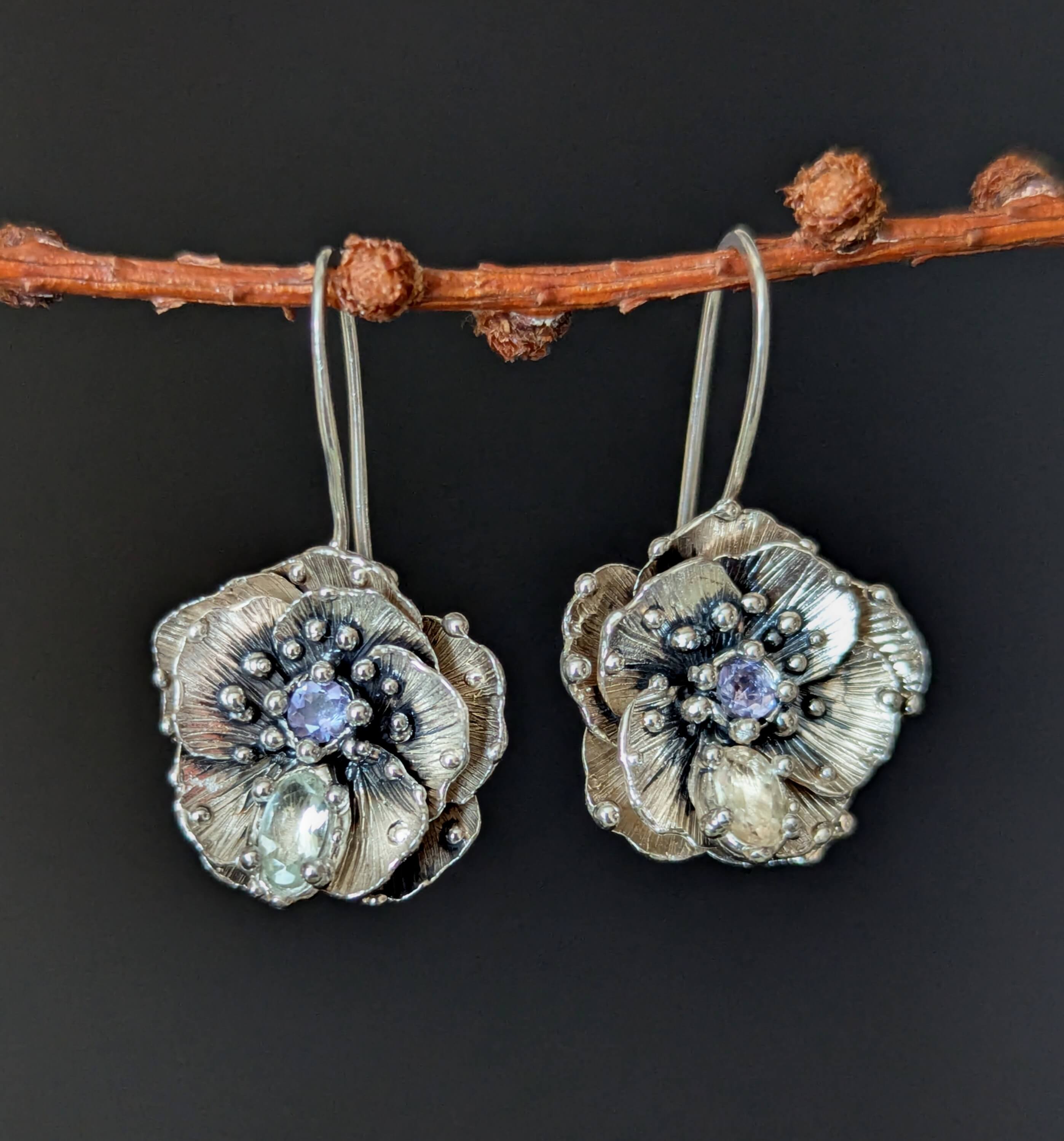 Sidabriniai auskarai "Sidabrinės gėlės"