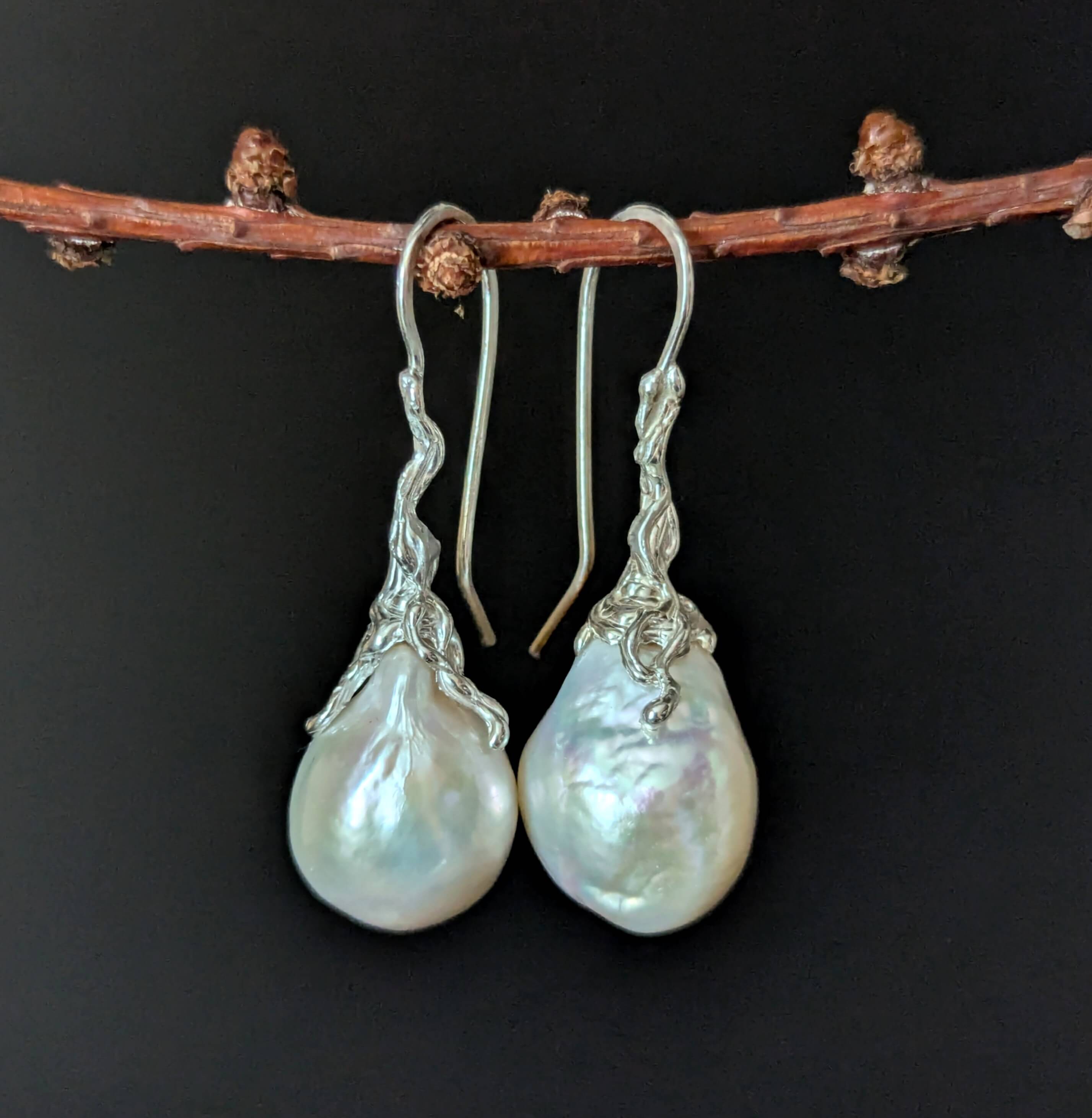 Sidabriniai auskarai su barokiniais perlais "Sniego lašai"