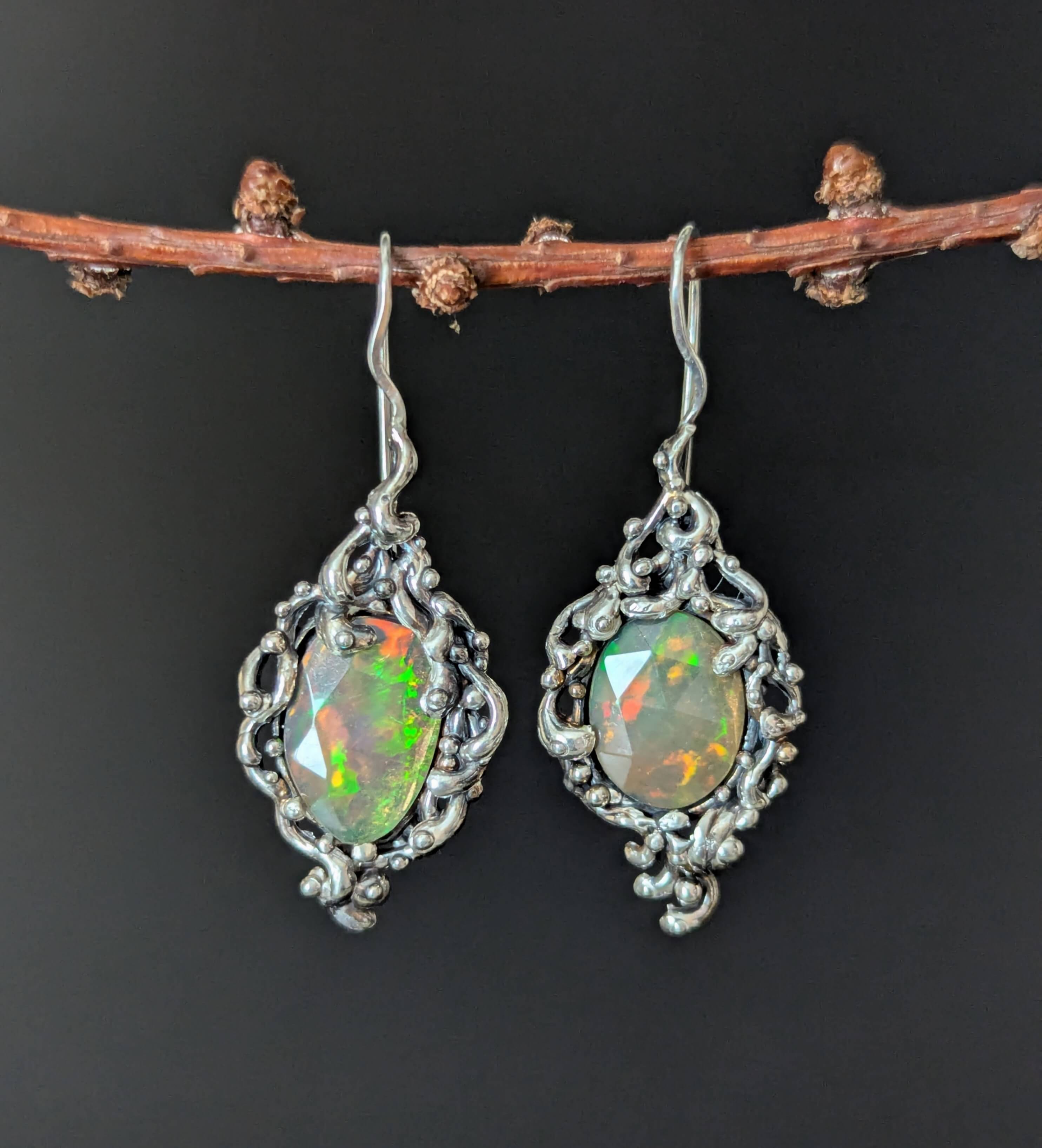 Auskarai su Etiopijos opalais "Liepsnojantis dangus"